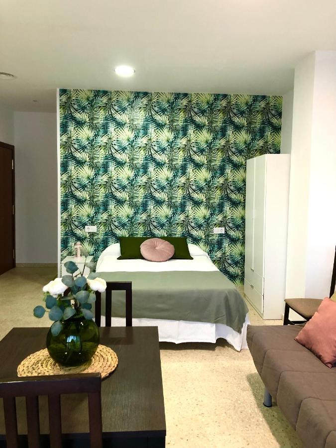 Apartamento Con Piscina En Ciudad Jardin Málaga Exterior foto